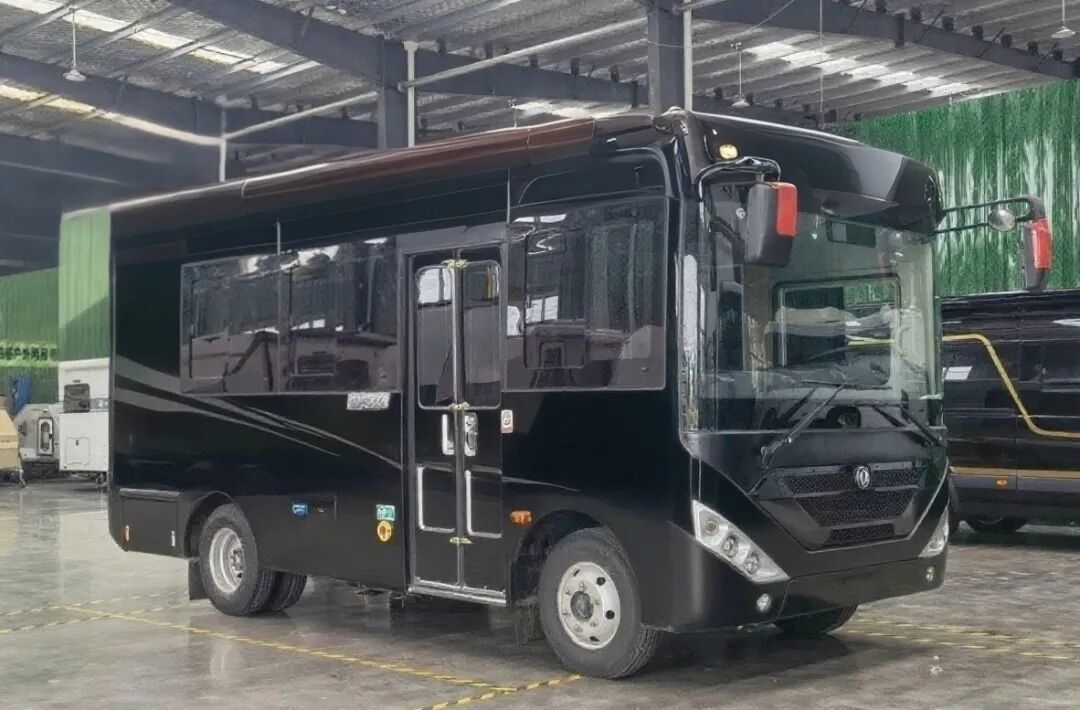 东风巴士小A级房车